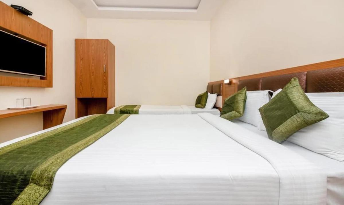 Hotel Volga Plaza Mumbai Kültér fotó