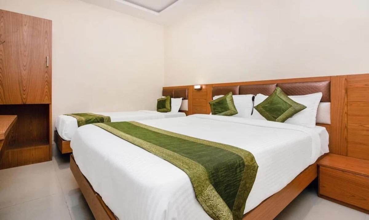 Hotel Volga Plaza Mumbai Kültér fotó