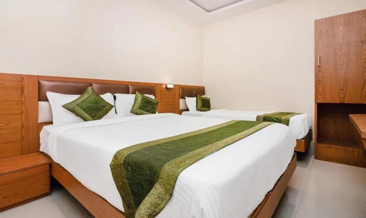 Hotel Volga Plaza Mumbai Kültér fotó