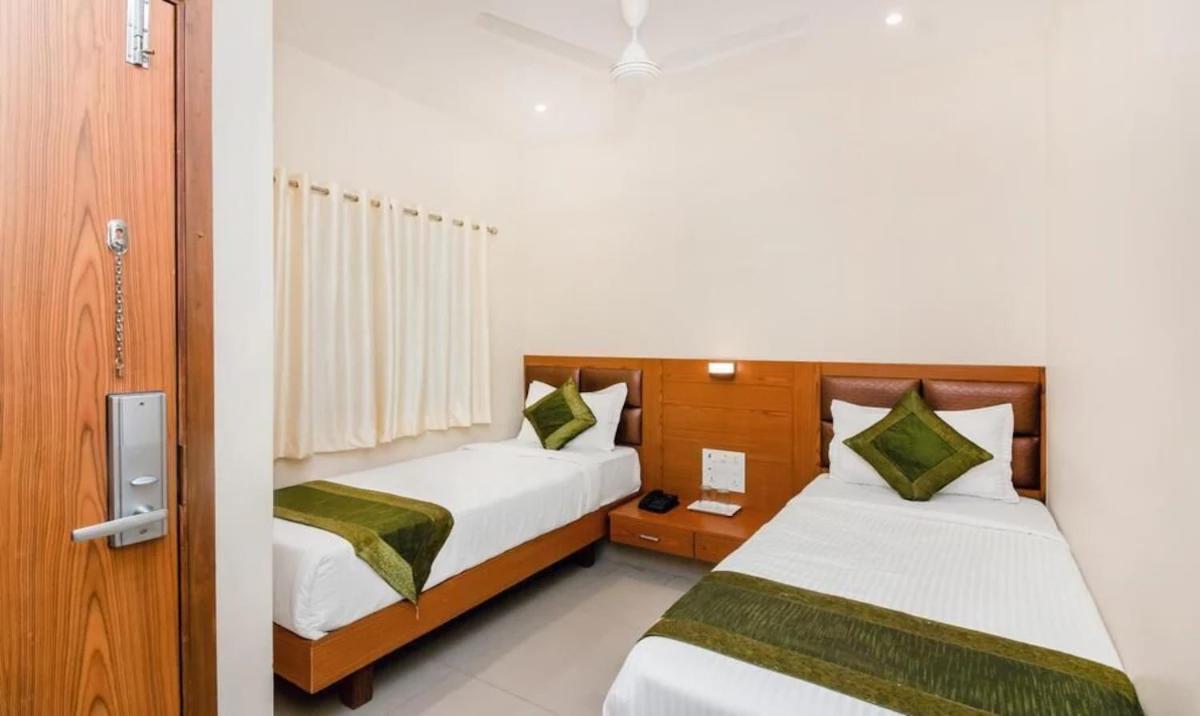 Hotel Volga Plaza Mumbai Kültér fotó